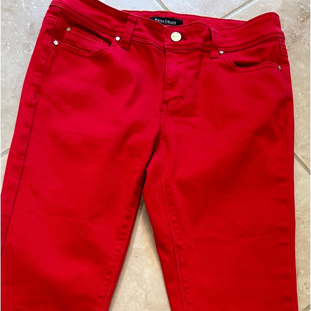 White House Black Market Jeans
NEVER WORN